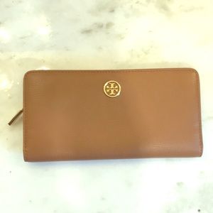 Tory Burch Wallet